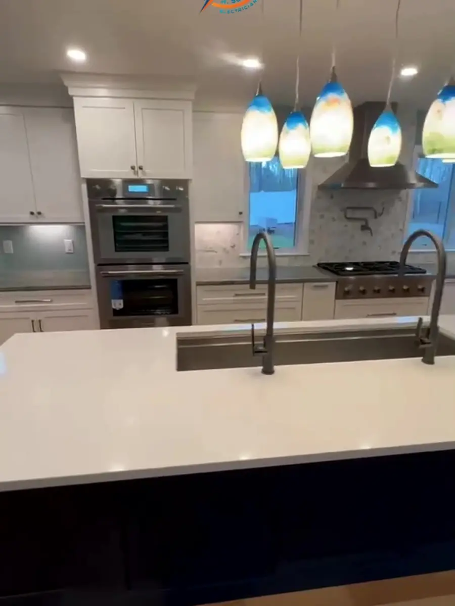 Electricians: WRS Electrician